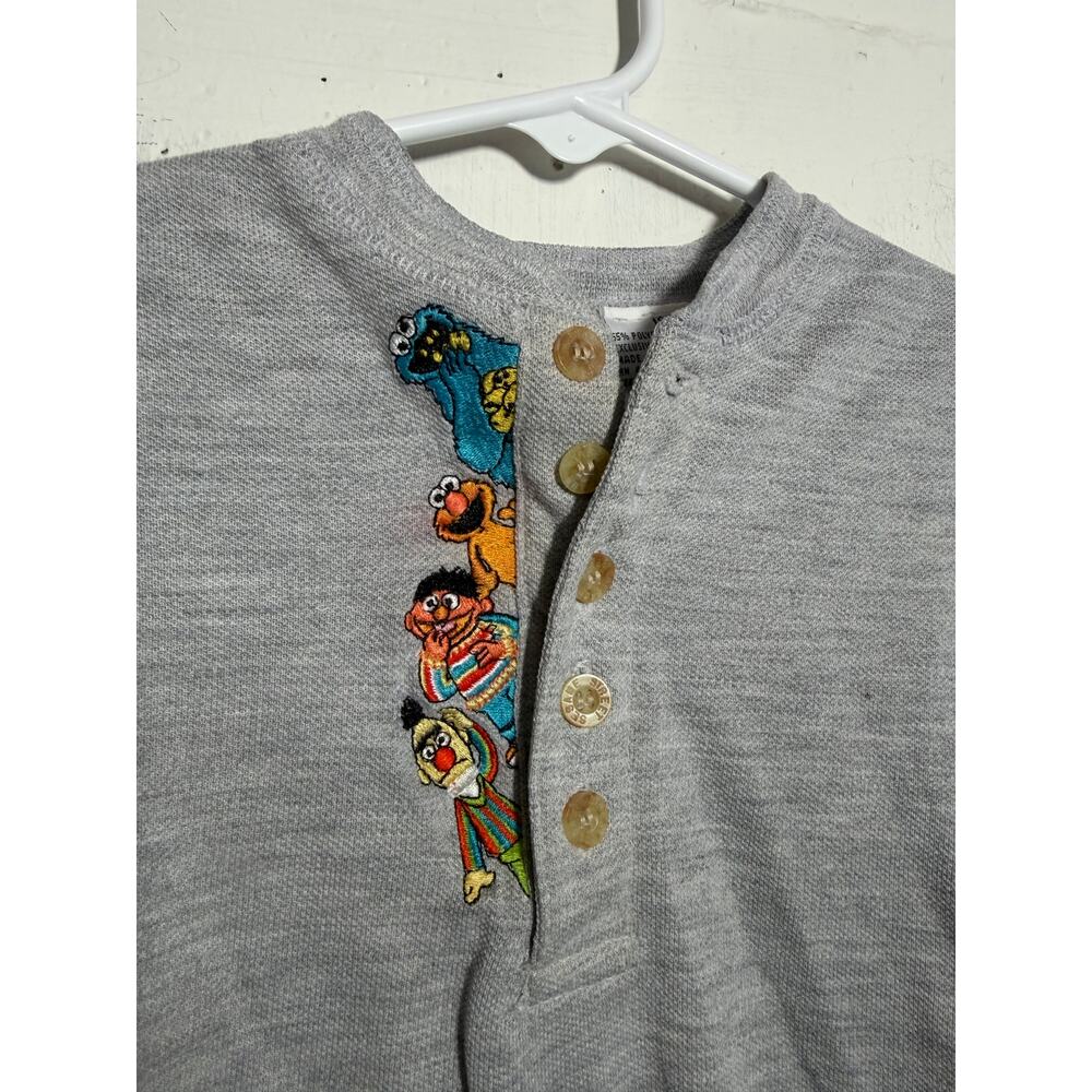 Vintage Sesame Street Boys 18 Mo Embroidered Characters Gray Long Sleeve Shirt - Picture 7 of 7